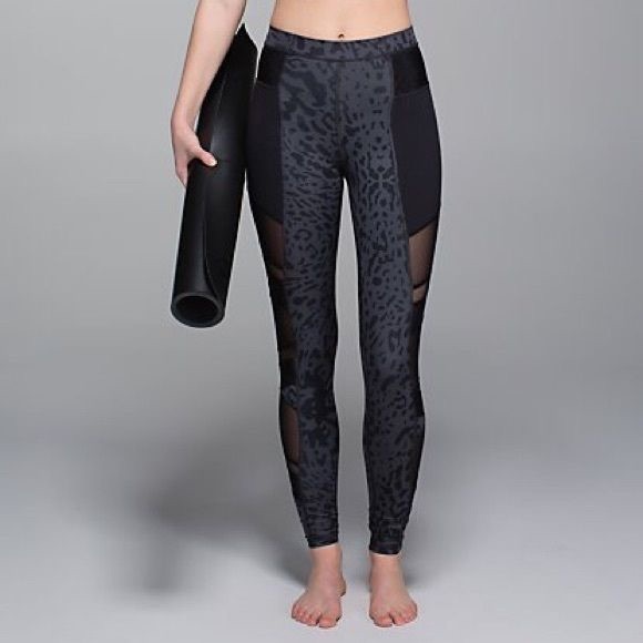 lululemon athletica Pants - Limited Edition Leopard Just Breathe Tights SZ 2